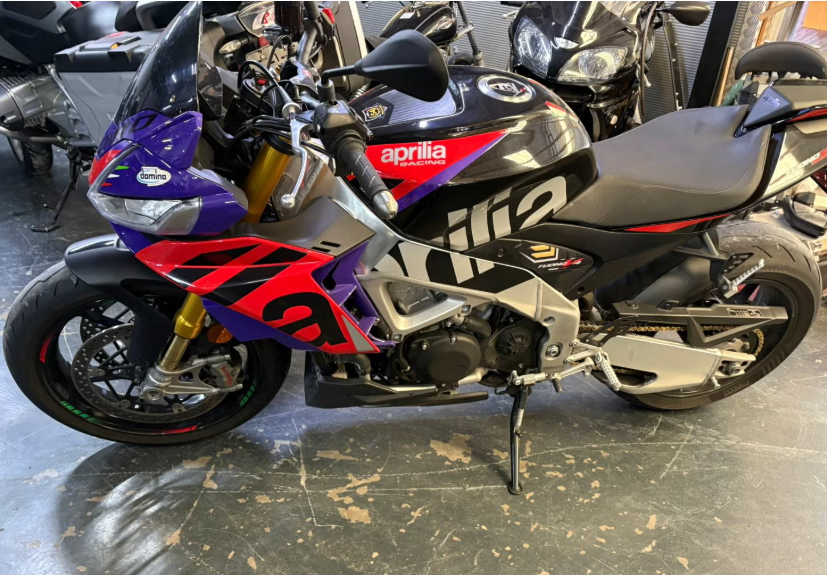 Aprilia Tuono V4 – Image 3