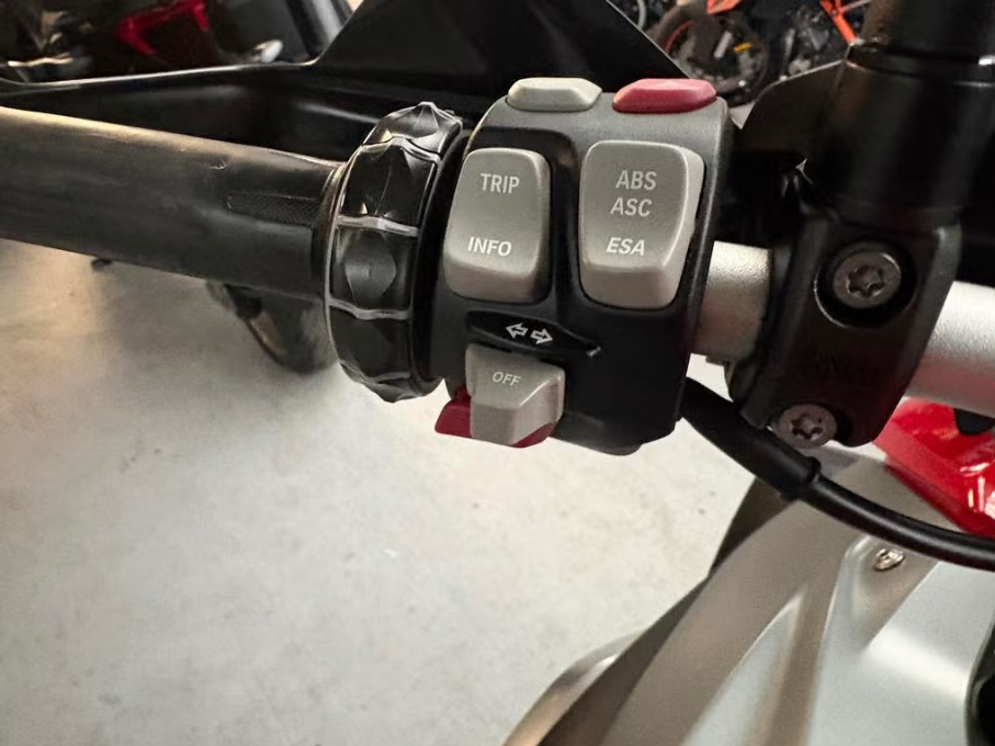 BMW R 1200GS LC – Image 8